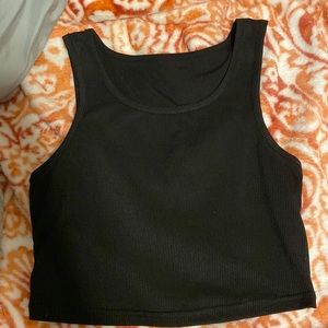 Cropped black tank size xs